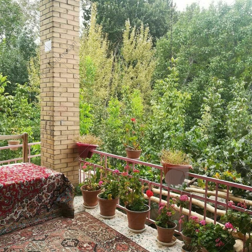 اقامتگاه بومگردی در اصفهان _باغ بهادران